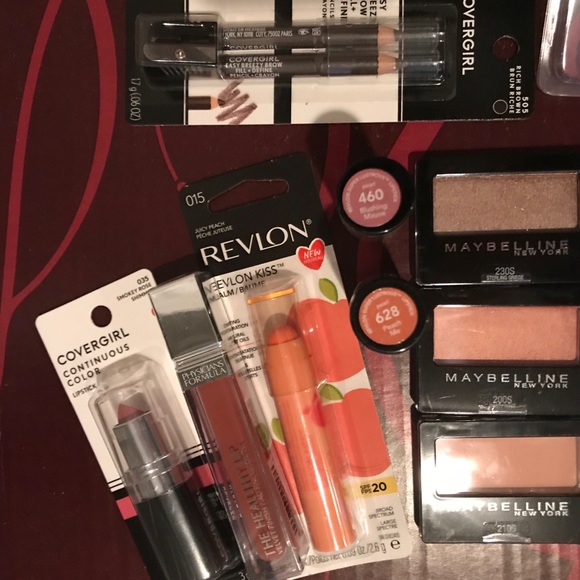 Drugstore Makeup Bundle over $90 value - Picture 2 of 3